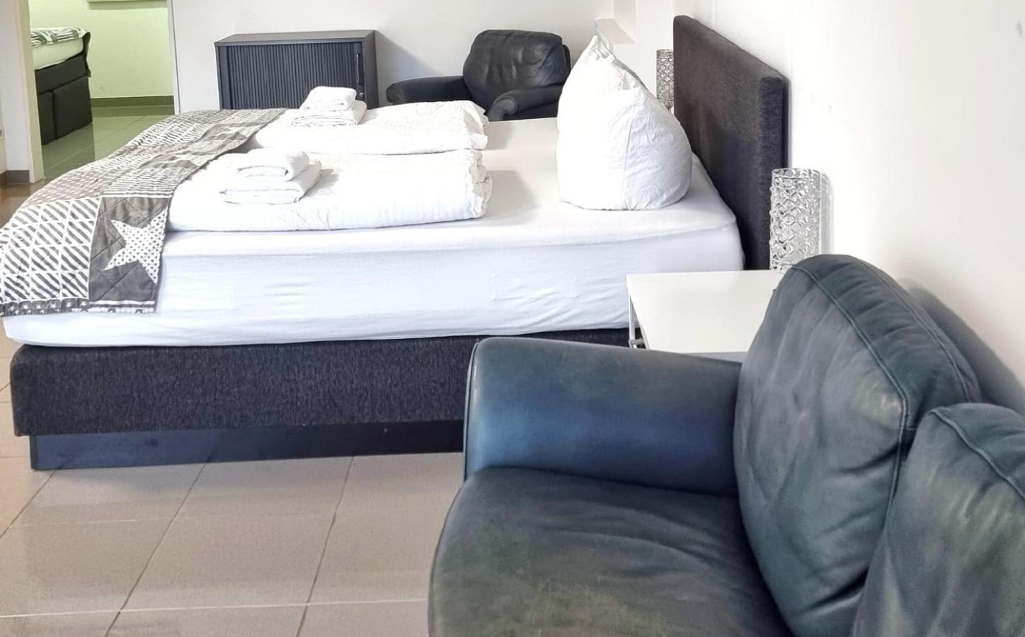 City J&L Apartment Zentrale Lage ไฟรบวร์กอิมไบรส์เกา ภายนอก รูปภาพ